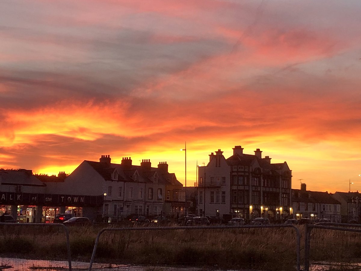 Played <a href="/SeatonCarewGC/">Seaton Carew GC</a> today for the first time, but it certainly won’t be the last. Fantastic welcome from <a href="/MartynStubbings/">Martyn Stubbings</a> and the team, the course was in magnificent condition - the greens and surrounding areas the best we’ve played this year. The sunsets aren’t bad either 🌞😎