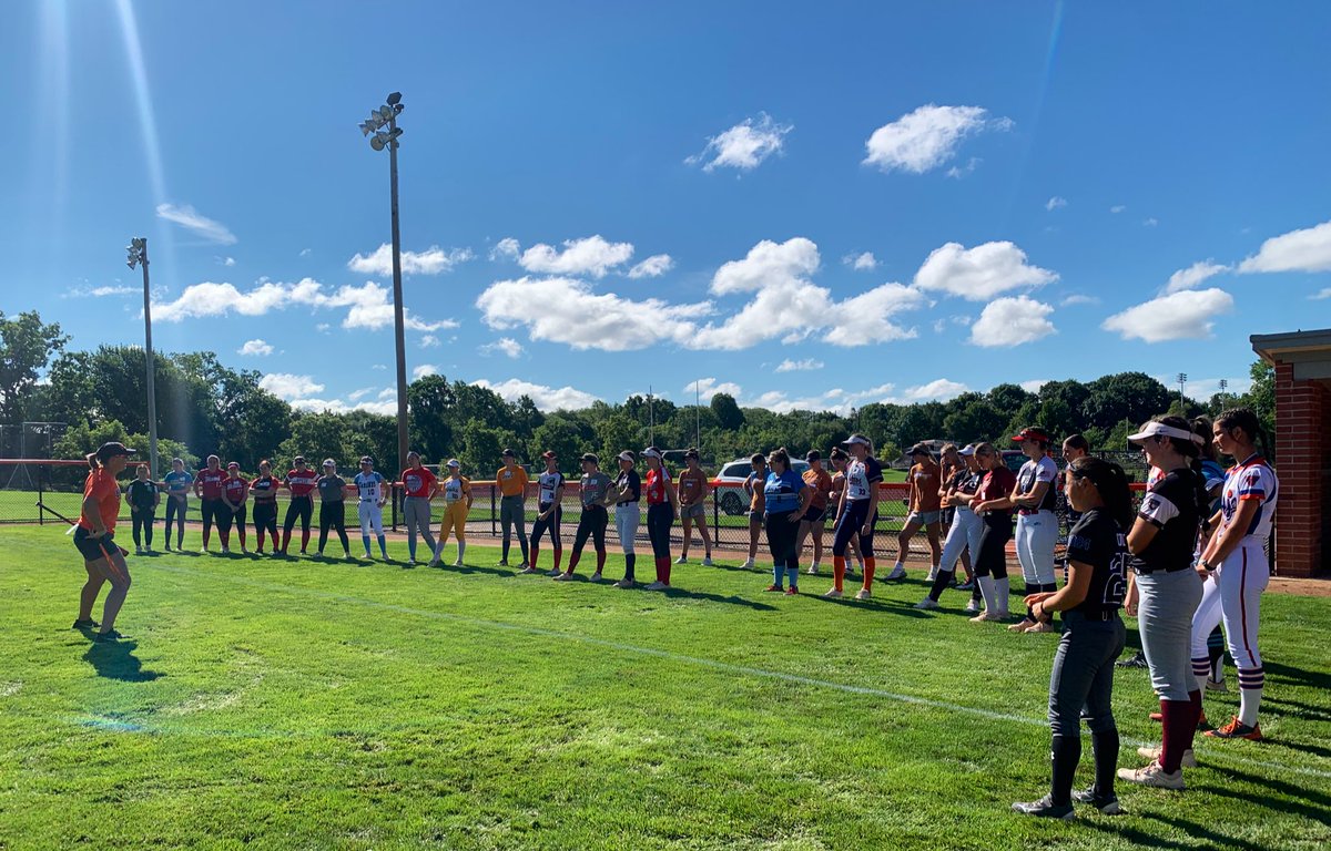 Thank you to all the athletes who came out to work hard and get better at our prospect camp today! #RollDutch #TransferLexi