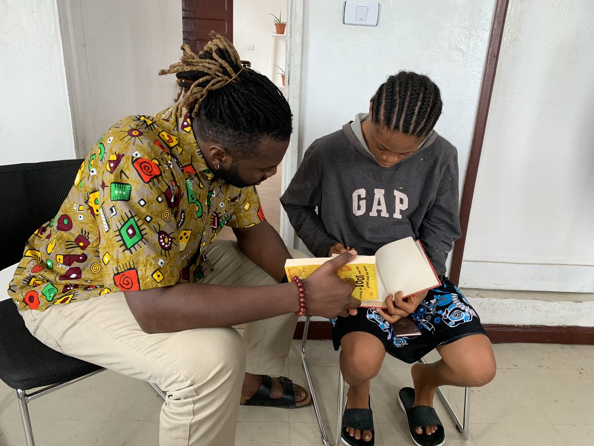 CodeWithDavies's tweet photo. We’ve given Princess an opportunity to continue her learning program. This time, she’ll not only improve her literacy skill, she’ll also acquire #tech skills &amp; become ready 4 employment. Thanks to @innovationhse &amp; @LiberiaForward for making this possible. #Serverless #GoogleEDU https://t.co/jf9nyh1jRn