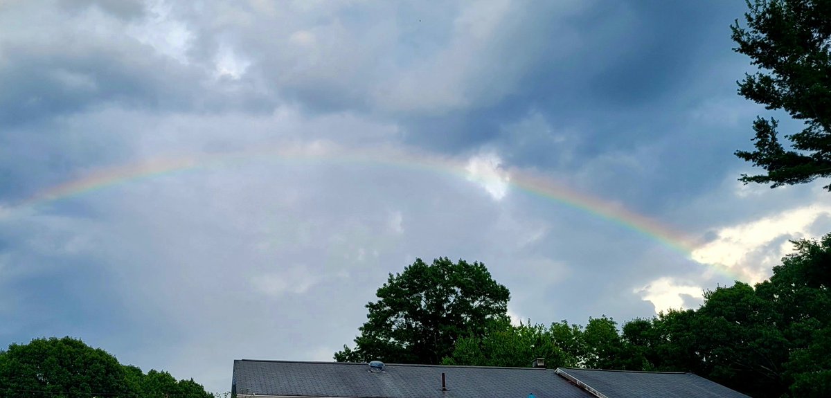 ANDREWBOBBITT2's tweet photo. After the storm #storm #rainbow https://t.co/p0Uo08I79A