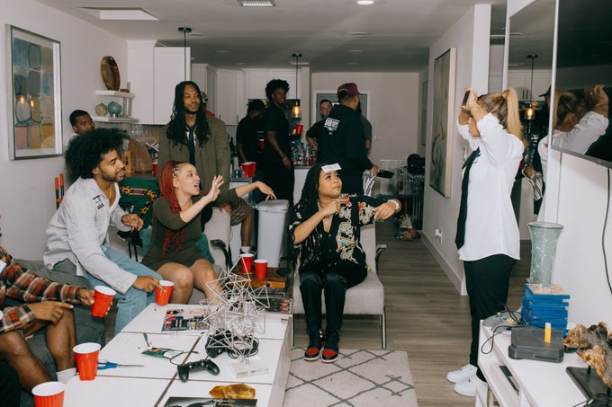 Watch TraphouseJodeci's leaked NSFW photo on TwXstars