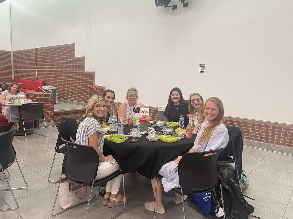 Chelsea Price tweet media