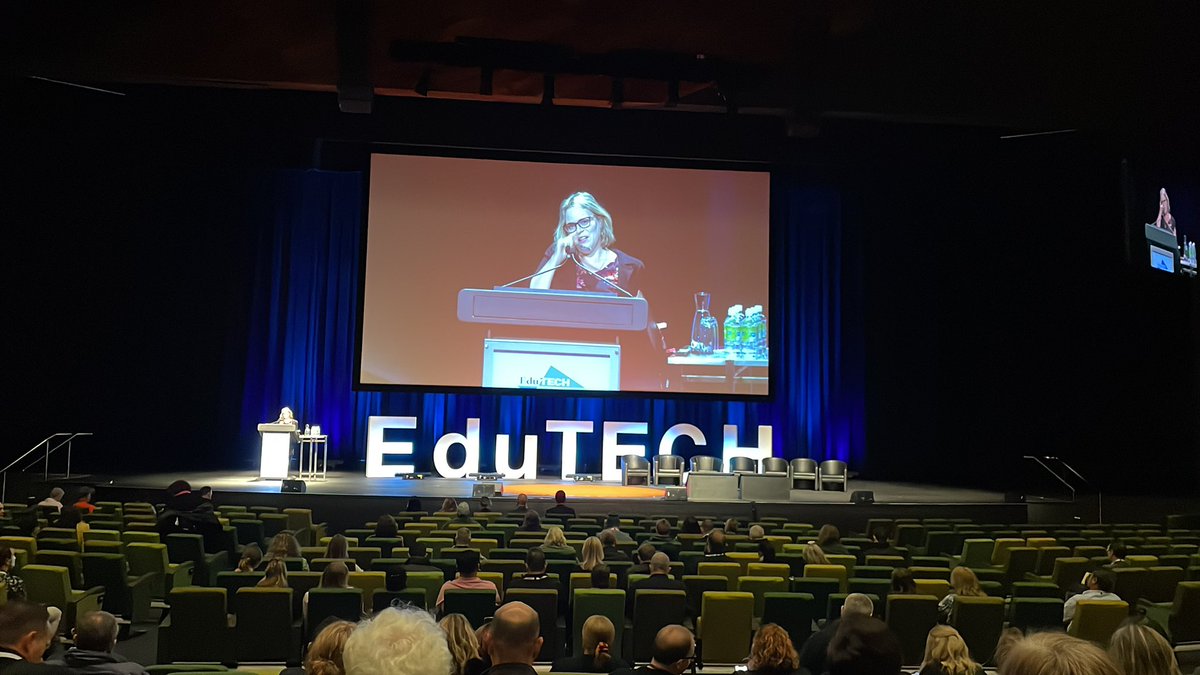 Matt Smith tweet media