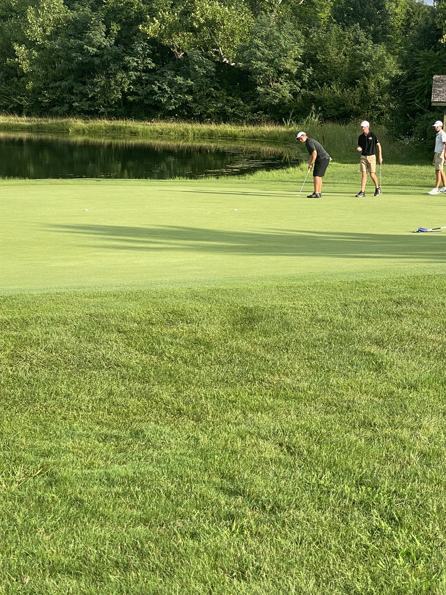 MMS_Williams's tweet photo. Ben Myers drains a birdie putt on two here at Pipestone during the Miamisburg invite to get it back to two over on the day. #MiddieGolf #MiddieRising https://t.co/F2ZJ6qKSTq