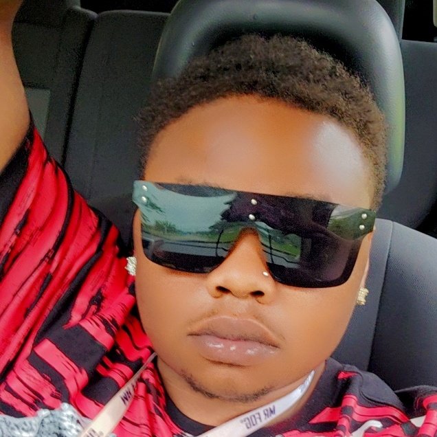 #NewProfilePic https://t.co/xhbvagVVRy<a href="/tag/newprofilepic"class="tags">#NewProfilePic</a>