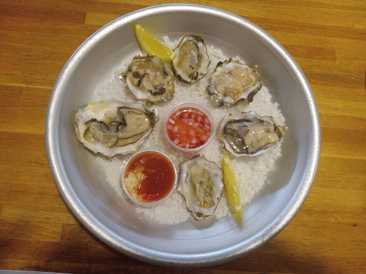 Buy 1 get 1 free oyster wendsday only at Tammens