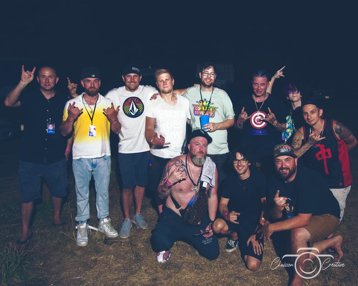 sirrealtalk's tweet photo. Wow what a show… Legends in both of these pictures. 

Big ups to Lance Goddard and the whole @FiveAcreCo Events team for bringing us out to #PortAlberni

We ready for the road. Next stop, @VIExhibition on Aug 26th in #NanaimoBC!  LFG!

📸 by Chaisson Creative (@Chai_creative) https://t.co/gKlA3CrHcS
