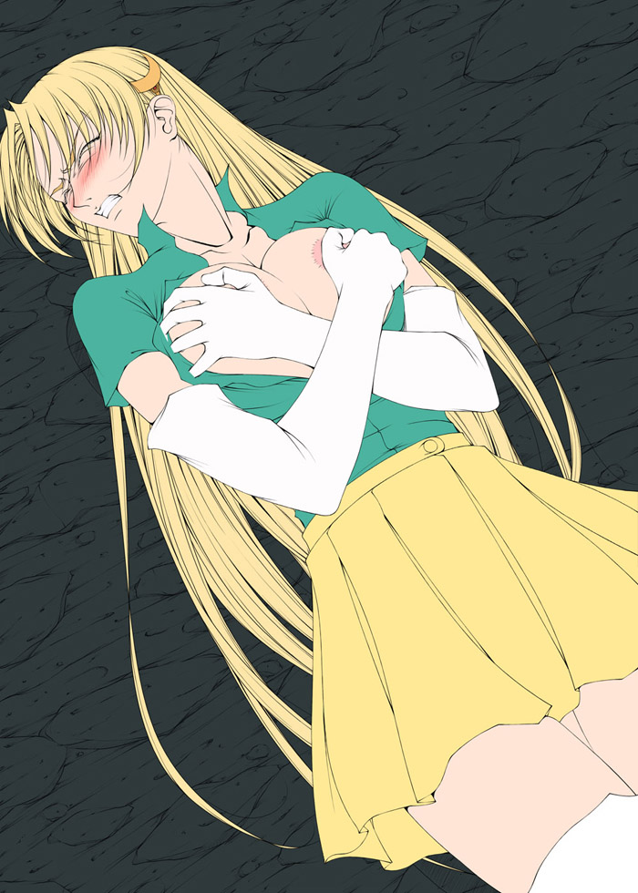 今日の一枚も昔描いた #ワーズワース の18禁同人漫画「がんばれシャロンちゃん3」の作業中の画像。
がんばれシャロンちゃんは基本OVA版だけどなぜかこの絵は差分にゲーム版の服を描いてある。🙄
まぁ描いてあると言っても服の袖を追加したりしてるだけですけどね。
ちょこっとの作業で差分を増やす!😉 