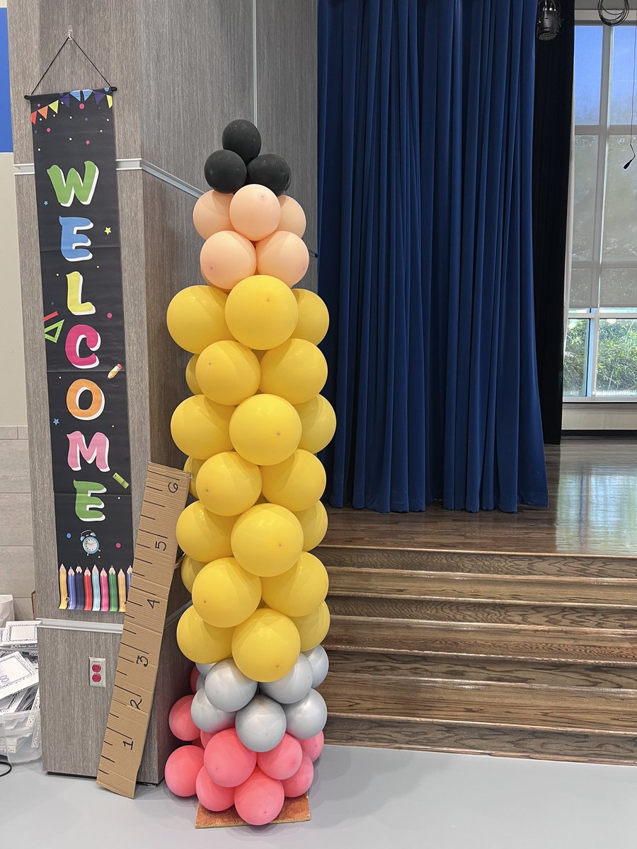 BenneJones's tweet photo. Year 19… Time to WELCOME our teachers back!  Doing it the Kolter way! https://t.co/DO2DOBqk7O