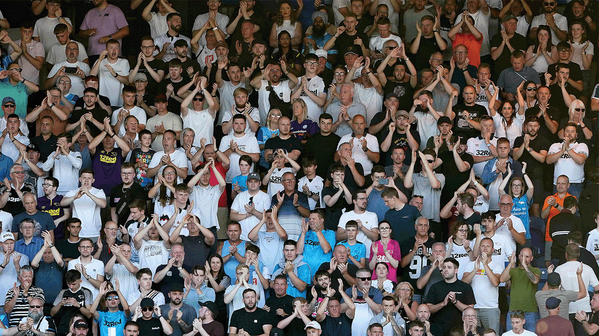 dcfcofficial's tweet photo. 1,662 Rams in a sold-out away end tonight! 🖤🤍

Excellent throughout! 👏🐏

#DCFC #dcfcfans https://t.co/GZgxjNjW3n