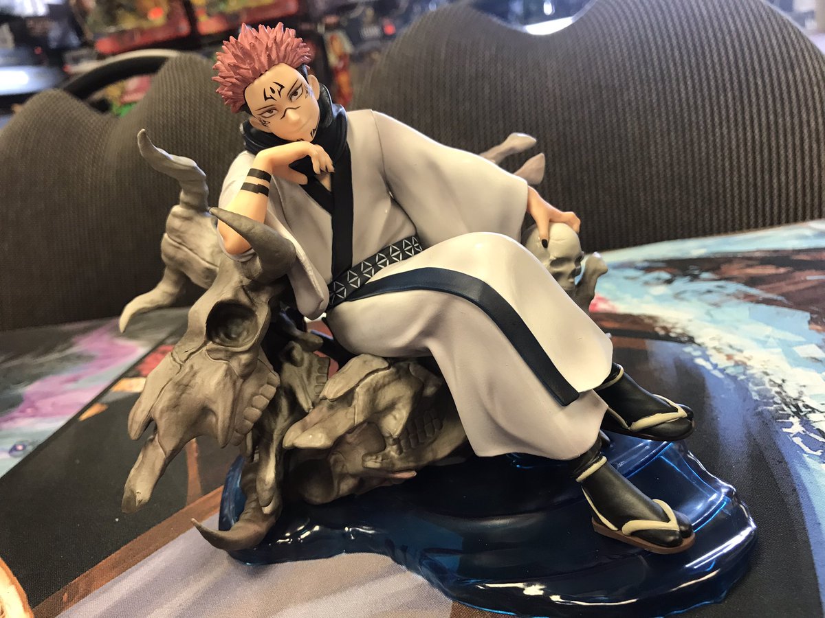 Sector2814Store's tweet photo. Big new inventory of cool stuff 1/3 https://t.co/zuyDVxYeUI
