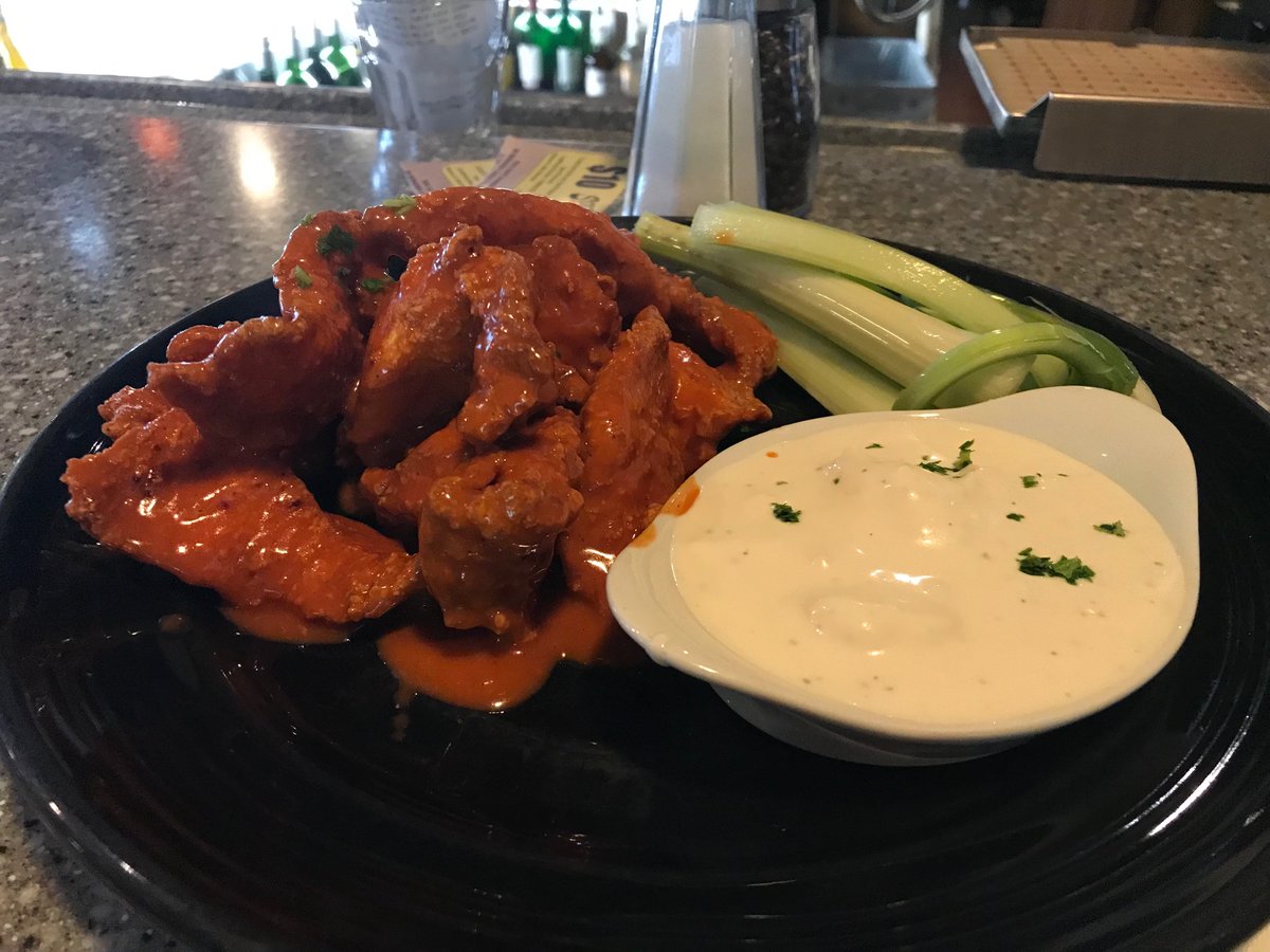 Cape Cod Bars tweet media