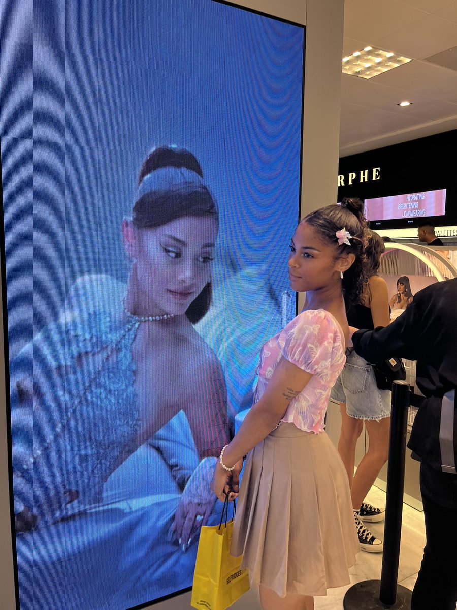 ayesha grande ౨ৎ tweet media