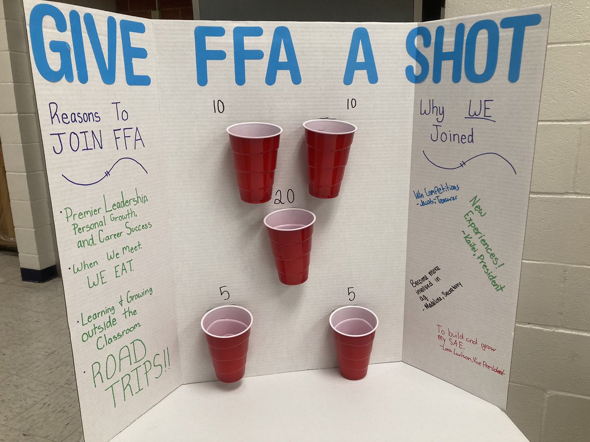 holtonFFA's tweet photo. Freshmen and new students, swing by and see the FFA officers in the commons to sign up for the shirt drawing, grab a cookie, pick up a FFA events calendar, and play our game for prizes! Most student groups are set up and looking forward to meeting you. #weareholton https://t.co/oCSg3mSvrc