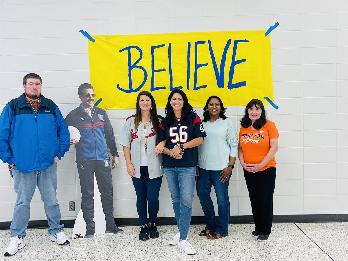 Our DREAM teams are ready for a great year!  ⭐️💙⭐️💙⭐️ #dreambelieveachieve  #SilverlakeSTARS