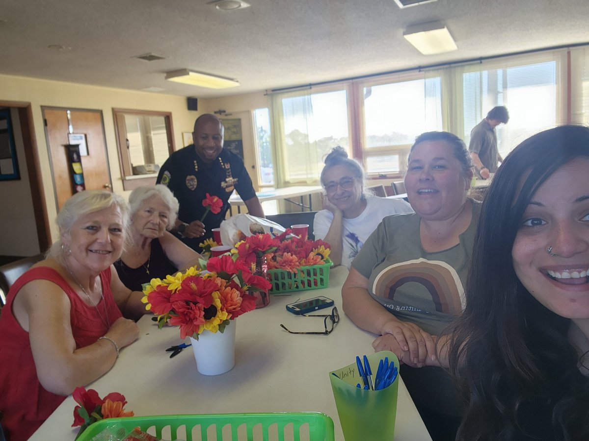 Lem Moore tweet media