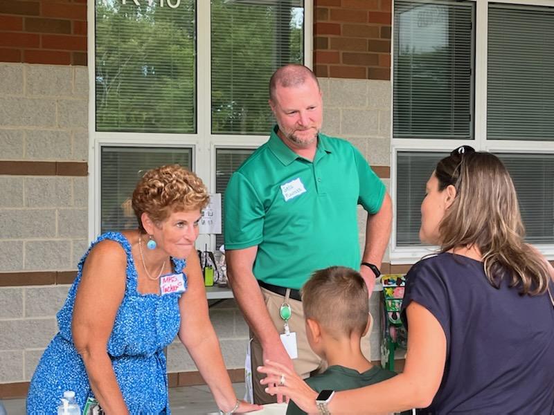 elementary_wes's tweet image. We had another great turnout with our 1st &amp;amp; 2nd graders tonight. It was wonderful to meet so many students and families. We are looking forward to 3rd &amp;amp; 4th grade Meet and Greet on Thursday!