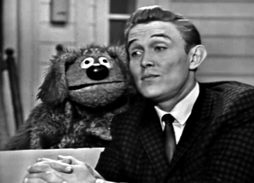 Happy Birthday, Jimmy Dean. His banter with Rowlf the Dog was the first a Muppet got regular network airtime. Could say he was a pioneer in culinary branding as well, I suppose. 
#happybirthday #JimmyDean #muppets #rowlfthedog #throwback #sausage