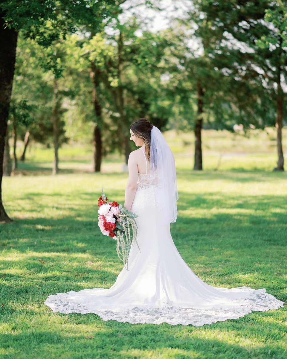 DallasTobias_'s tweet photo. hey twit long time no see, I’m a wife now🤪🤪 https://t.co/FPjgQPfCyc