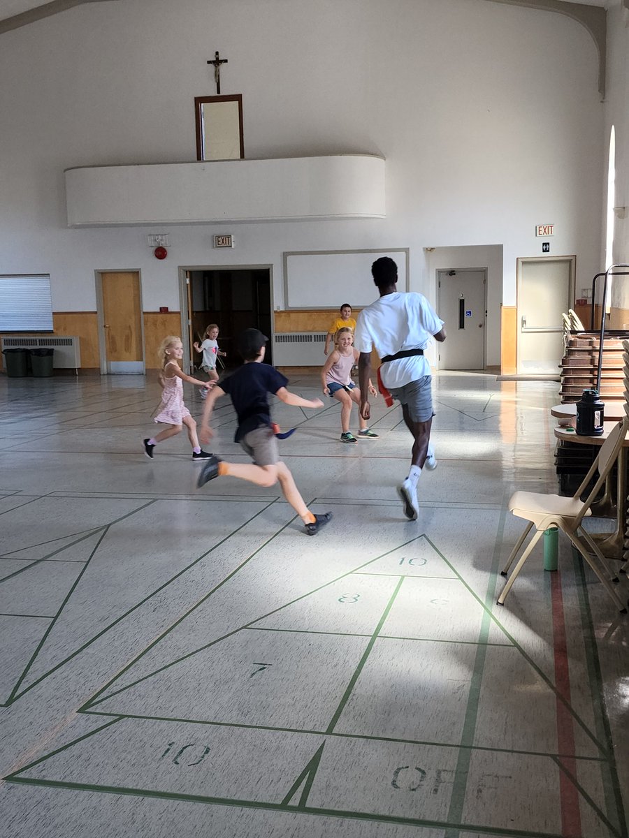 bgcssummercamps's tweet photo. Shout outs to Daniel from @SaskRugby for coming through one of our summer camps today! The kids had a blast during the drills and the games!

#agoodplacetobe #summercamp #saskrugby @BGCSaskatoon https://t.co/1pHP3ravCy
