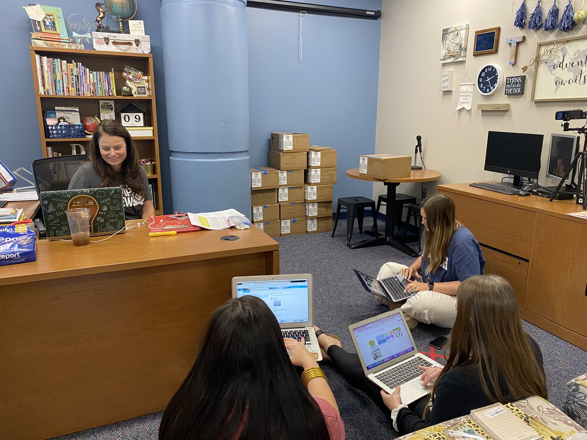 Who doesn’t love having company while they work! Thanks <a href="/McneilThird/">McNeil Third Grade</a> for hanging out with me today and to all those who stopped by the <a href="/McNeilLibrary/">McNeil Library</a> for one reason or another! #MyMISD #WeAreMcNeil