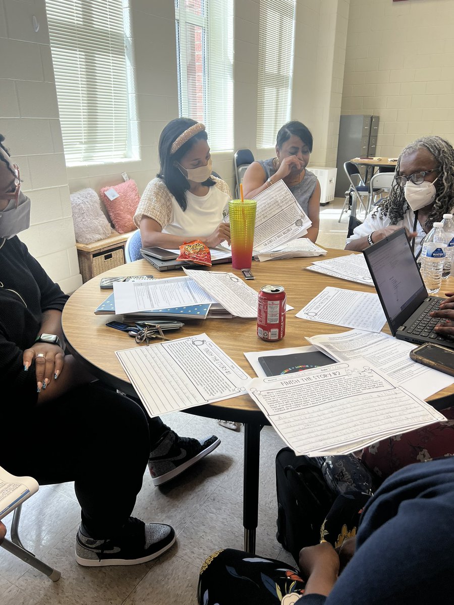 DrTSpencer's tweet image. 🦾 Data Team Tuesdays are in full effect! #WritingSamples #BaselineData @APSFinchEagles @_craigasimmons #Proud #ItsGameTime ❤️💙 @TommyUsherAPS @DrIsisM @apsupdate