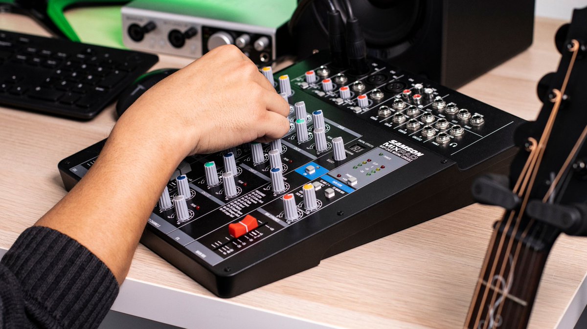 samsontech's tweet image. Take control of your home studio with the Samson MixPad MXP124FX .

#samson #samsontech #homestudio #studio #mixer #mixpad #sound #record #recordingstudio #proaudio