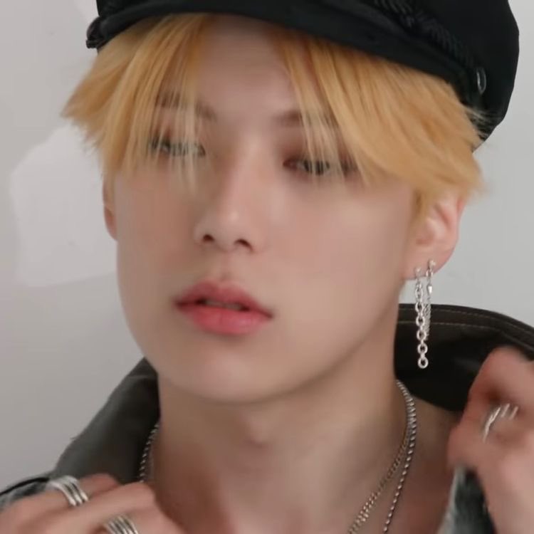 HourlyMinhyukie's tweet photo. <๐บ>
Model minhyuk makes an appearance ๐ณ
No theme these hours!
#๋ฏผํ #MINHYUK #MONSTAX #LateNightFeels #IfwithU @OfficialMonstaX #MONSTAXSHINESFOREVER https://t.co/3KsVvTlJmk