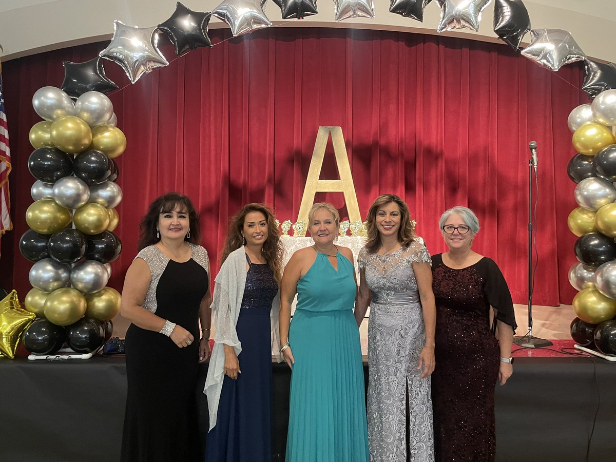 MarySusanDelTo1's tweet photo. Dream BIG, making the impossible a reality!!! Celebrating our “A” rating!!! https://t.co/jTZH2pGPRq