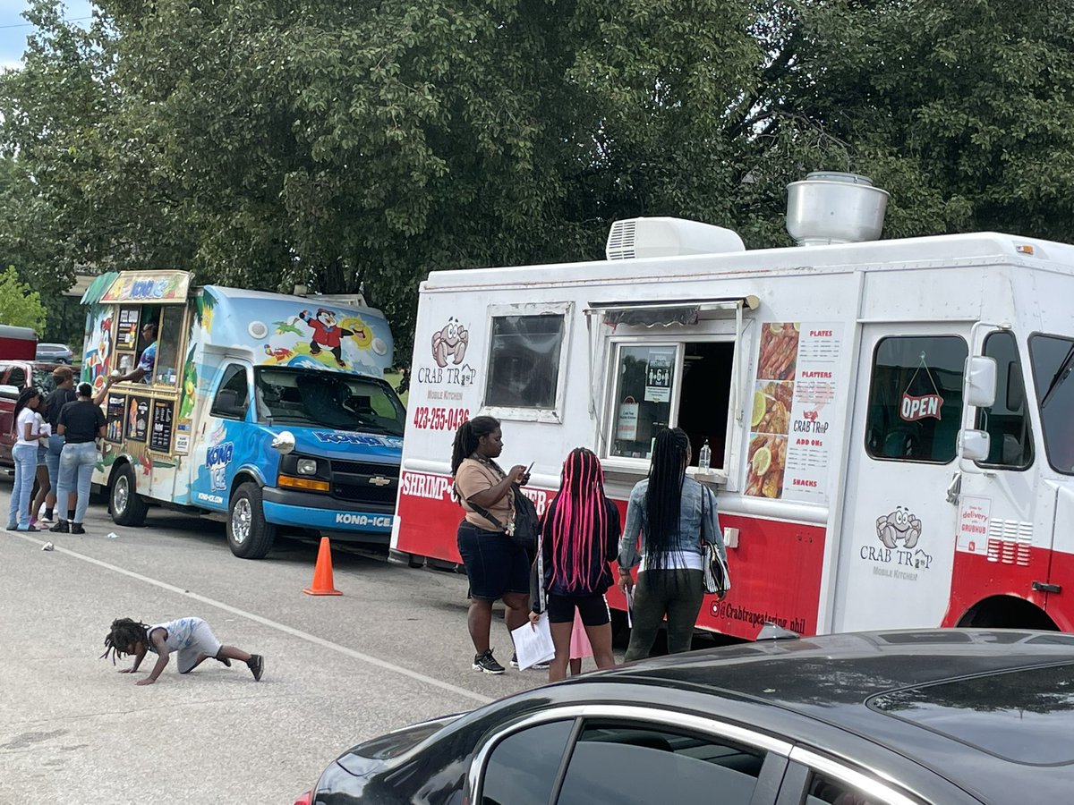 howard_connect's tweet photo. The block party was a blast!! 22-23 we are ready to go! https://t.co/jjZJBCx3bS