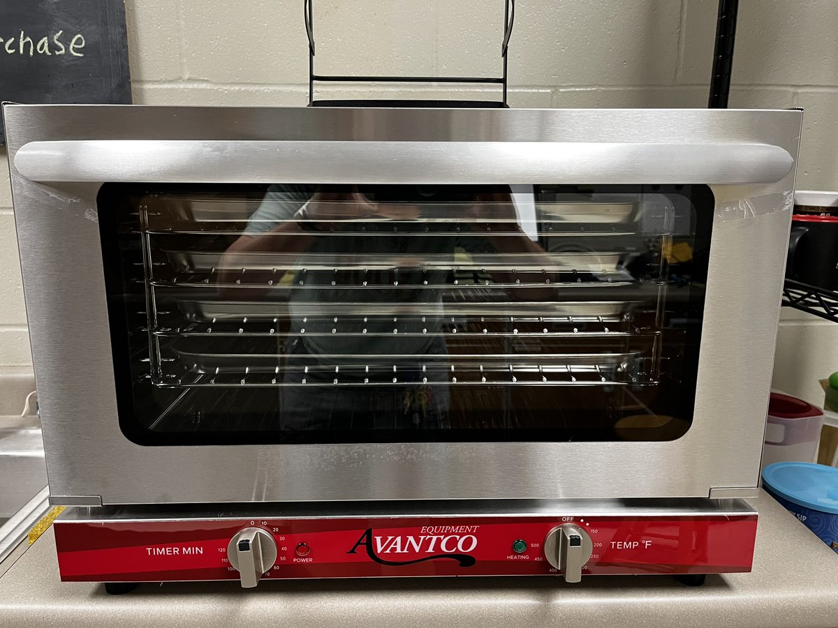 perkyhawk's tweet photo. Meet “Hulk.”  This NEW oven more than doubled our cookie output capacity.  🤞🏼 we’ll be able to keep up with Hawk cookie demand now! #CookieCookieCookie #NomNomNom https://t.co/1DuPbLnvyH
