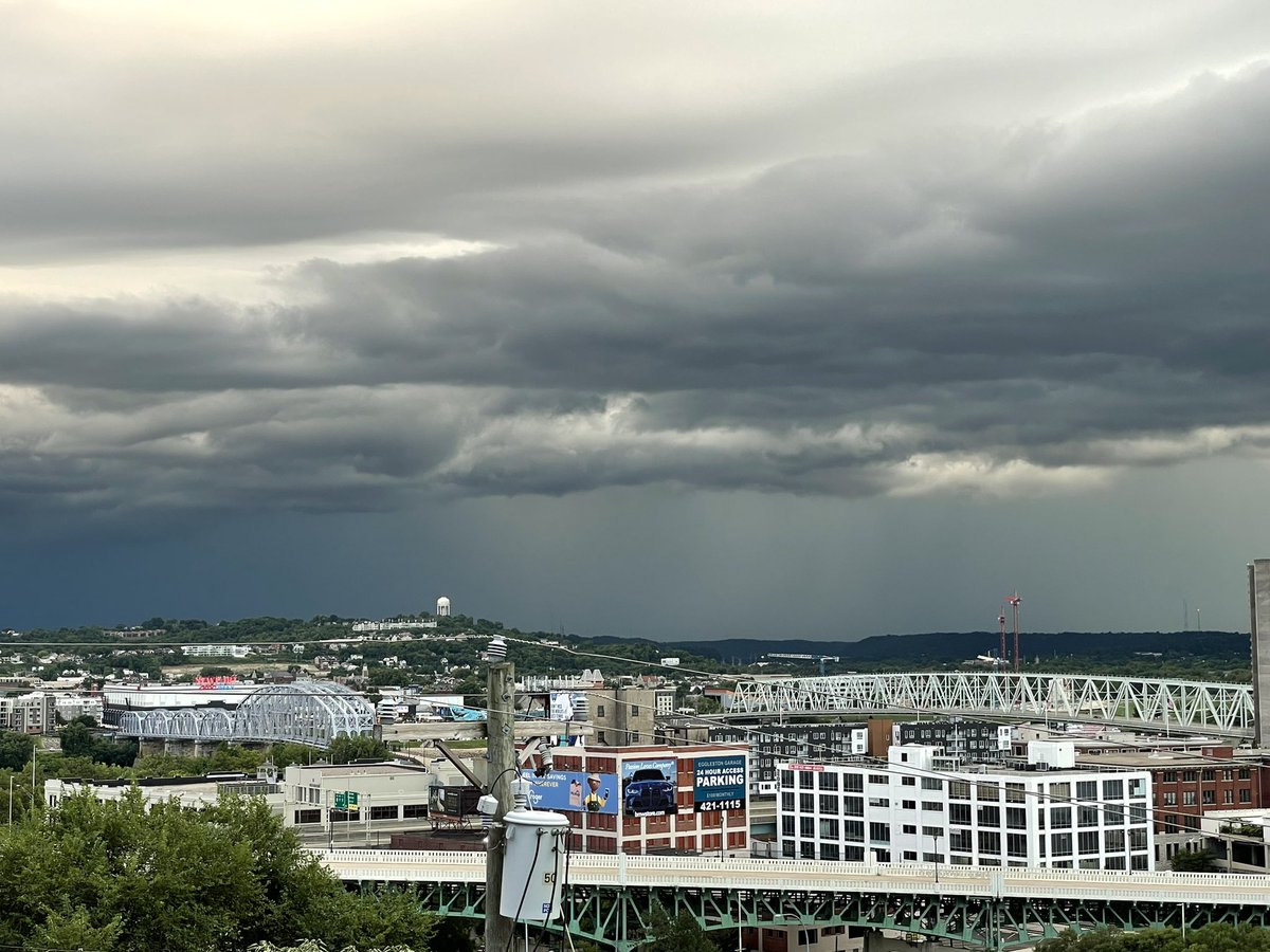 DMC_MediaPR's tweet photo. I am no @Cincywxman but I think we have some severe weather on the way. https://t.co/S0Me7CQcGg