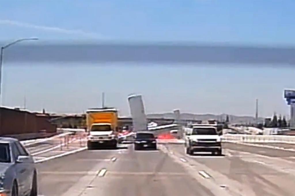 nypost's tweet photo. Plane makes dramatic crash landing on California highway before bursting into flames https://t.co/w7fBlqYH2N https://t.co/bNXBHXP67X