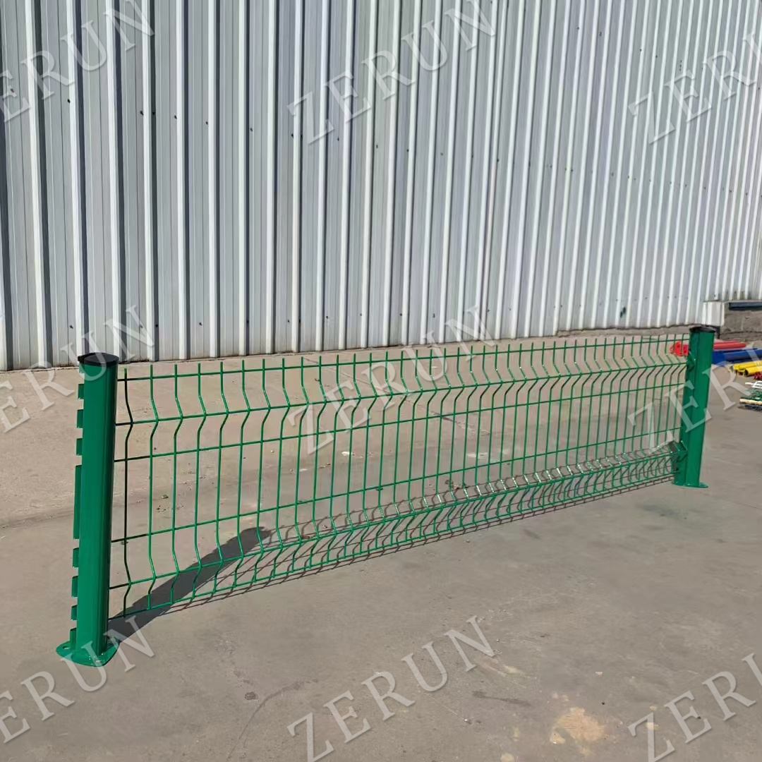 zerunmesh's tweet image. 3D wire mesh fence in stock.
diameter:4.0mm;
hole size:50*200mm ； 
color: gray/yello/bule/grass green/chrome green/white
surface treatment:galvanzed wire+PVC coated.
if you need
pls contact me:
Email:sales3@razorfence.com 
Tel/Wa :+8619932376037
#3DFence #3DFencePanel #Wirefence