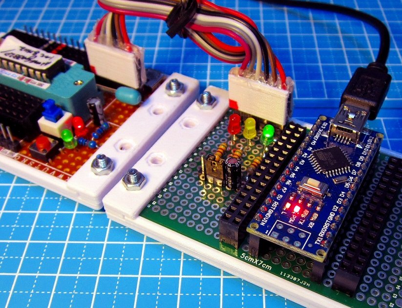 saiki0011's tweet image. 釈迦に説法かと思いますが
穴の位置は決まっているようですが
互換 #Arduino #Mega2560 の
USB-Bと電源ジャックの位置は
残念ながら物によるので不確定です😑
#自作Arduino 派なので
あまり影響はないのですが
お高くなりましたよねArduino<涙😭