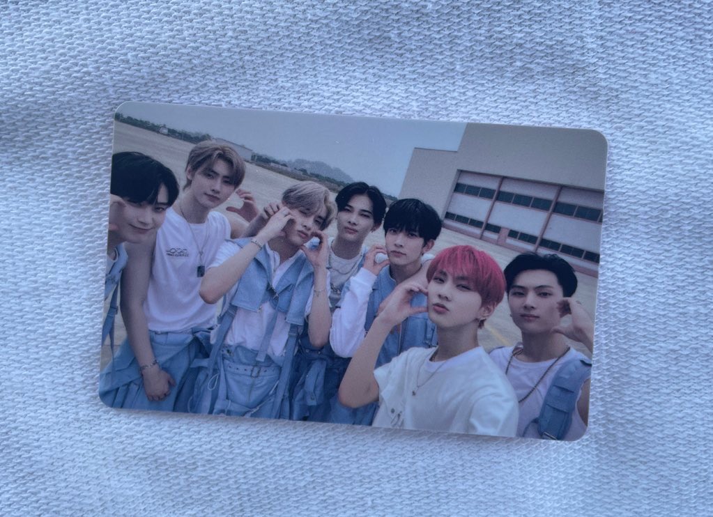 alibuys_'s tweet photo. wts lfb ph

m:d1 wev ver ot7 qr card ( scanned )

   ￫ ₱90 (₱50 payo)
   ￫ onhand , mint condi

. . . mop/d: gcash ; sco,flash,ggx

dm/reply mine

t. enhypen manifesto:day 1 weverse wv version type a ot7 qr card https://t.co/h0glVZVGjn