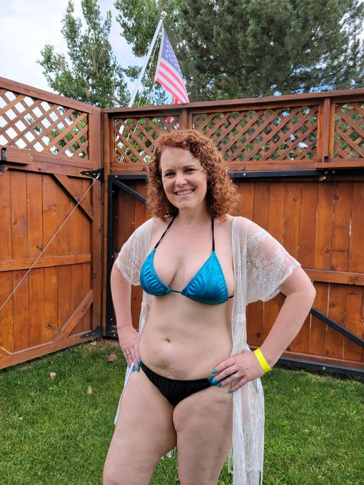 Sunday funday was very relaxing  https://t.co/2sQH8z5GM8 https://t.co/xFa8oAZ5UV<a href="/tag/outdoorliving"class="tags"><span>#outdoorliving</span></a><a href="/tag/covid19"class="tags"><span>#covid19</span></a><a href="/tag/staythefhome"class="tags"><span>#staythefhome</span></a>