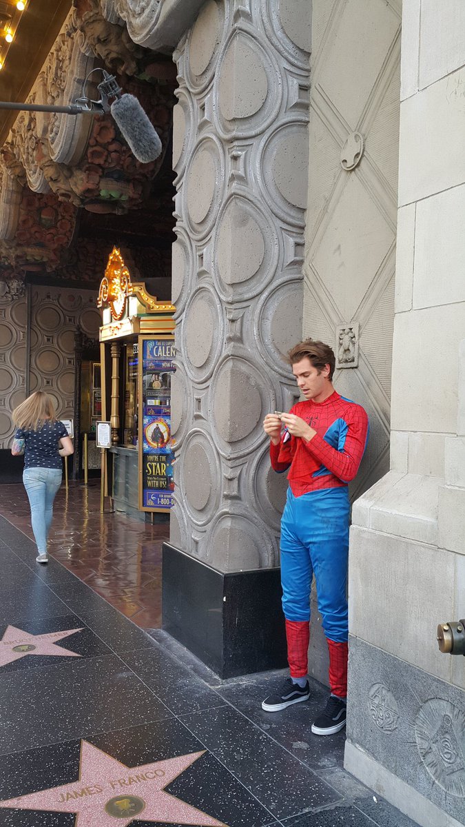 ohgarfeels's tweet photo. his rent was due https://t.co/0g38Izvo9H