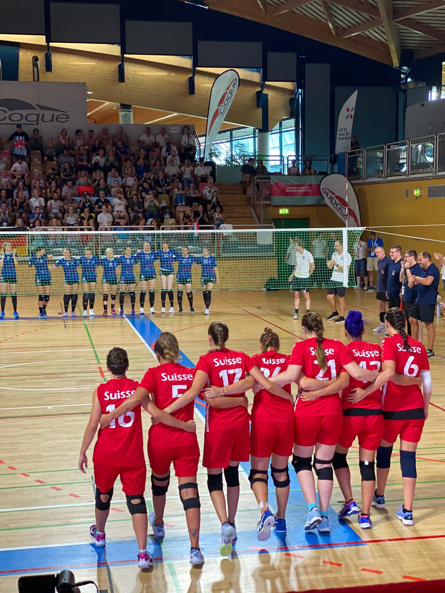 I needed a couple of days to realize what happened...

Last Saturday we won the World Championship of Indiaca with the Swiss women's team😍🥳🥇
For sure union has been our biggest strength😊

Thank you sport for always offering me all these emotions and moments!