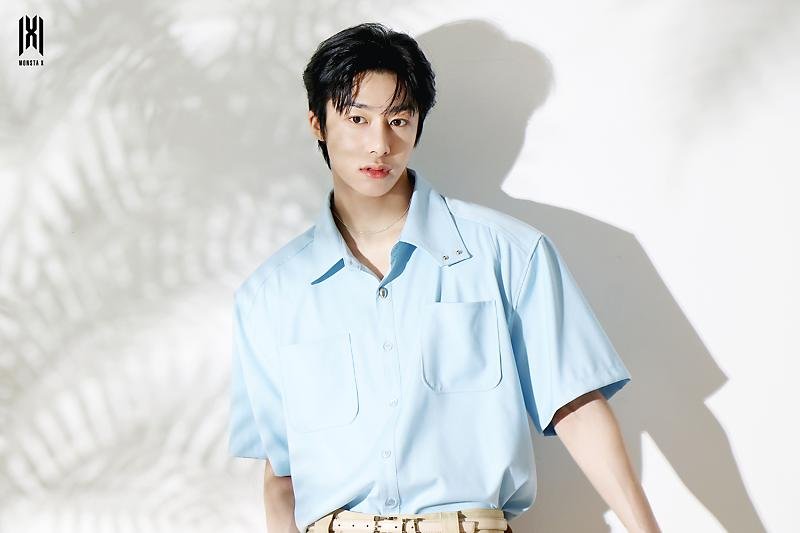 stacha5678's tweet photo. These are a few of my favorite things
Hyungwon and blue colour
#MONSTA_X #MONSTAXSHINESFOREVER #HYUNGWON https://t.co/rd6vXALraj