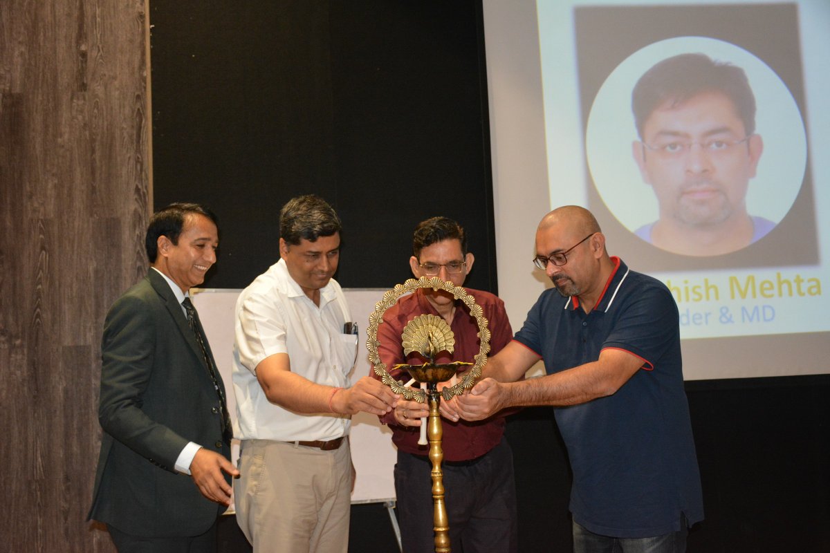 glbajajimr's tweet photo. GLBIMR.PGDM Institute, Gr Noida organized an Expert Talk on “How to Choose Career in Impacted Economy” on 09/08/2022. Mr. Ashish Mehta, Founding Partner of Second Nature Sustainable Solutions was the resource person.
#GLBajaj #GLBIMR #DrSapnaRakesh #ExpertTalk #ExpertTalkSeries https://t.co/zb9QXsQT1s