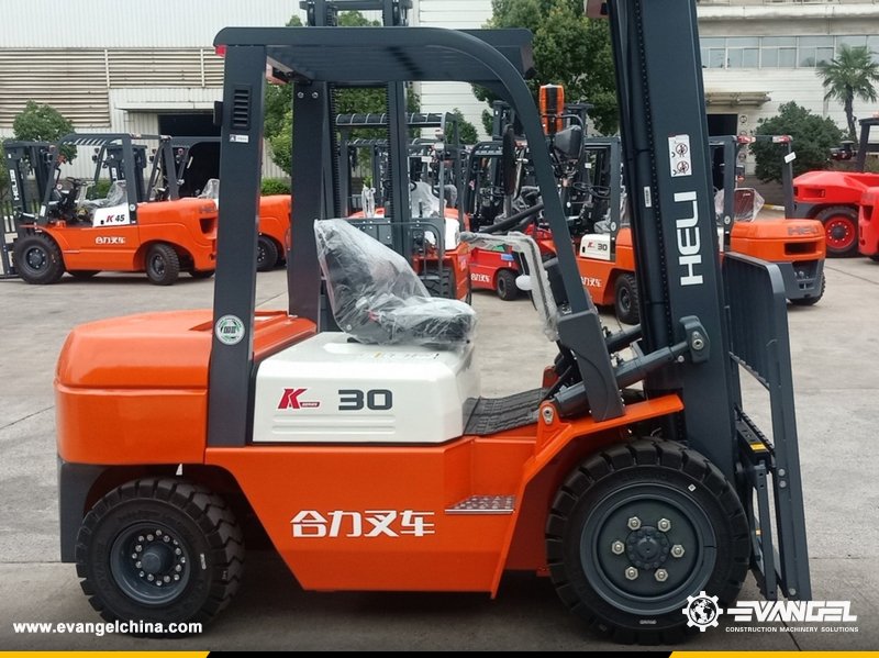 EvangelChina's tweet photo. HELI CPCD30 CPCD70 Forklifts
👇👇👇
📧sales@evangelchina.com
🌐https://t.co/LMYdyt1eE6
#HELI #forklift #forklifts #CPCD30 #CPCD70 #heavyequipment #construction #machinerytrader #machinery #Heliforklift #合力 #logisticsmachinery https://t.co/xgrz7v6n0x