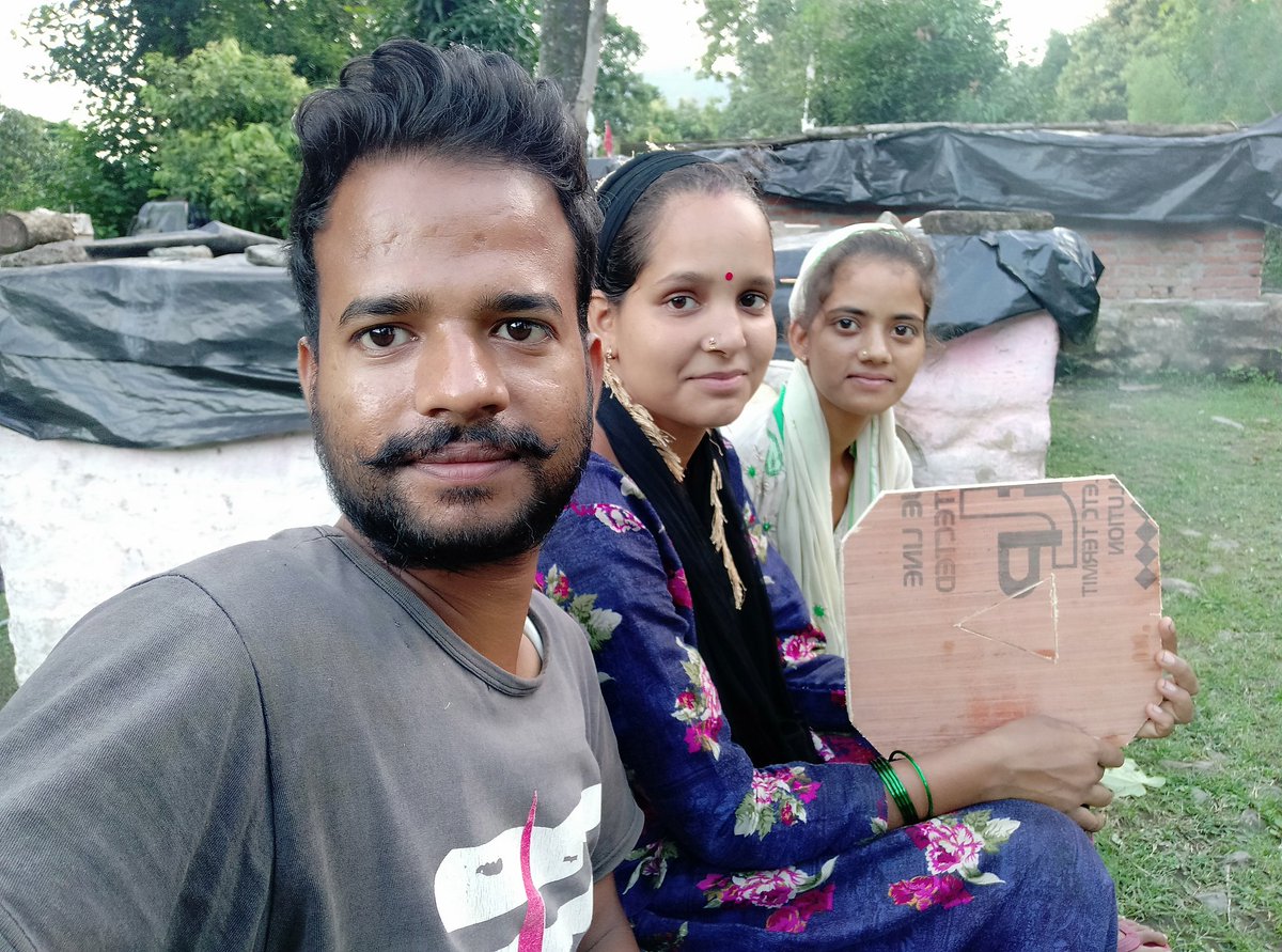 DineshK12764676's tweet photo. @YouTubeIndia Dinu Suman Vlogs @YTCreatorsIndia https://t.co/WAiqECGxBB