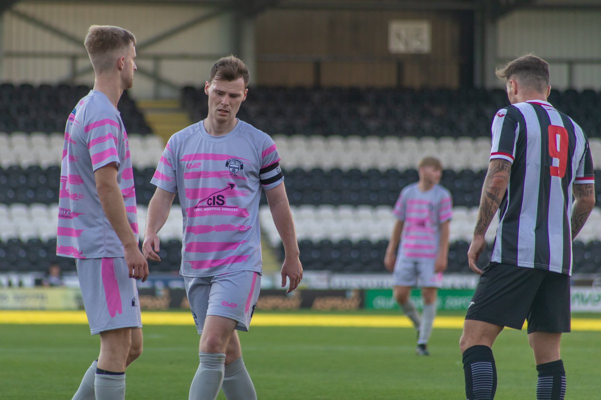 East Stirlingshire FC (@theshirefc) on Twitter photo ๐๐ค๐ง๐ฃ๐๐ฃ๐ ๐๐๐๐ง๐ ๐๐๐ฃ๐จ ๐
๐ด๓ ง๓ ข๓ ณ๓ ฃ๓ ด๓ ฟ | There arenโt many <a href="/OfficialSLFL/">The Parkโs Motor Group Scottish Lowland League</a> central defenders who can say theyโve kept a Scotland international quiet.
A monumental performance from this pair last night ๐
๐ธ | linktr.ee/kieraburnsphotโฆ ๐๐ค๐ง๐ฃ๐๐ฃ๐ ๐๐๐๐ง๐ ๐๐๐ฃ๐จ ๐
๐ด๓ ง๓ ข๓ ณ๓ ฃ๓ ด๓ ฟ | There arenโt many <a href="/OfficialSLFL/">The Parkโs Motor Group Scottish Lowland League</a> central defenders who can say theyโve kept a Scotland international quiet.
A monumental performance from this pair last night ๐
๐ธ | linktr.ee/kieraburnsphotโฆ