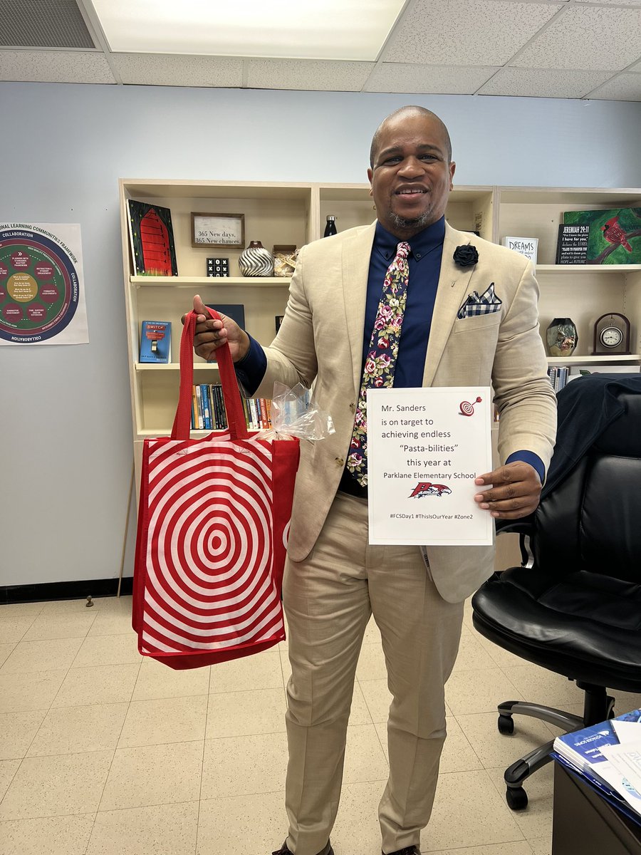 DrTamaraCandis's tweet photo. Leaders @Parklane_Eagles and staff at  are on target 🎯 to achieve endless possibilities!!  @asanders_PES Check out this Math PLC led by the one and only @TeachSingleton #FCSDAY2 #Zone2 https://t.co/LraOE4LfK6