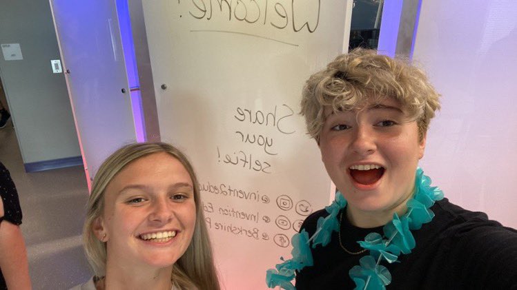 bleachercreat23's tweet image. share your selfie @invent2educate #kk