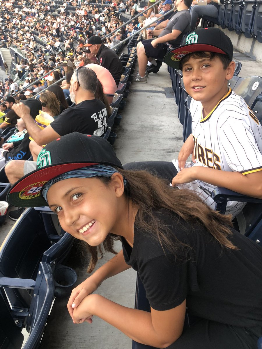 Portuguese heritage night! #TimeToShine