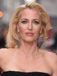 merlinpapin3's tweet photo. .@tbarnaud .@FredOL69007 
Pour le fun et uniquement pour me détendre,le TOP5 des tweets les plus vues que j'ai postés hier 

- Hommage #OliviaNewtonJohn 
- Anniv #GillianAnderson 
- Vu le film #Elvis 
- Vu le film #PleinSud #WCC2022 
- #FestivalSanSebastian #ClaudeSautet https://t.co/EmY8a8GjL0
