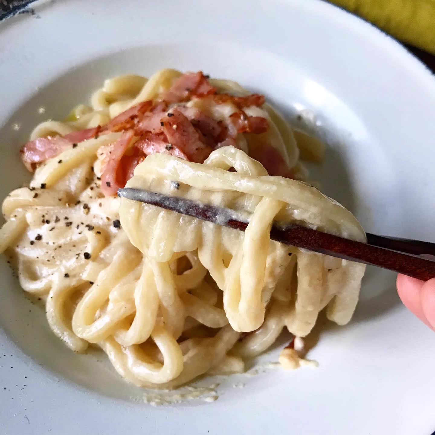 先週3回食べた。フライパン1つで簡単。濃厚やのにレモンの酸味がさっぱりでハマる「レモンクリームうどん」