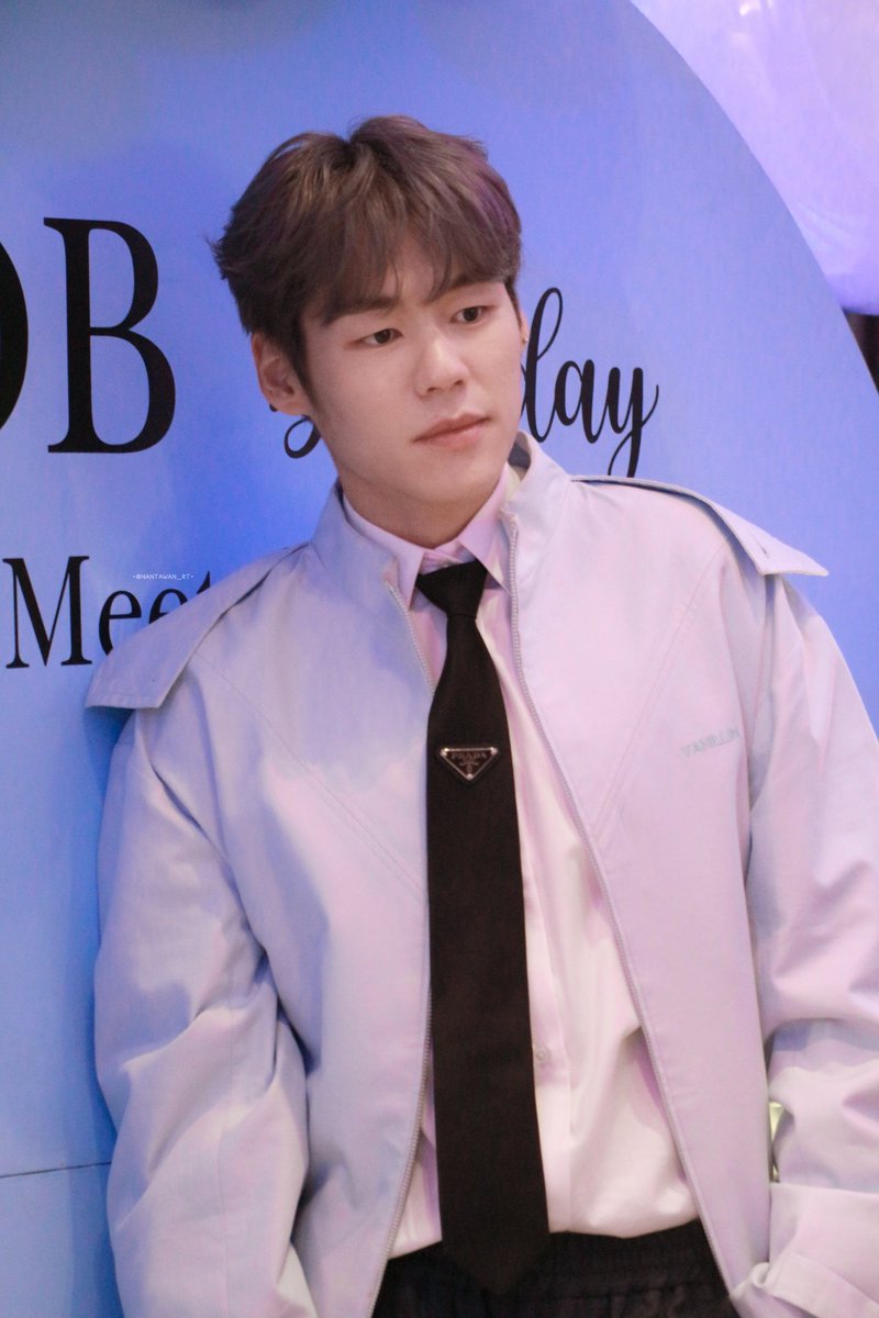 nantawan_rt's tweet photo. เห้อออ หล่อบาดใจไม่ไหวแส้ววว🤭💙 @aobobstoab26 

#AobBirthday2022 #aobfirstmeet2022
#aobobstoab26 #aobtanadol 
#NiNaxPhotos https://t.co/Ykw2vnBDQ3